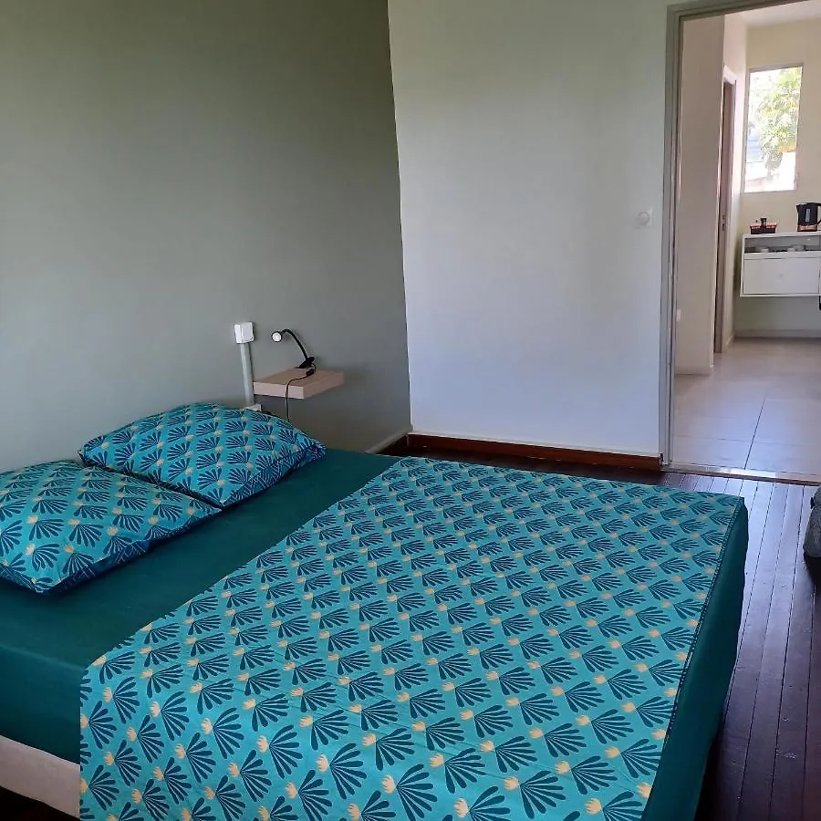 Holiday home Maison De Vacances Les Pieds Dans L'Eau Schoelcher